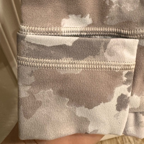lululemon athletica Taupe Camo Zip Jacket - Picture 7 of 9